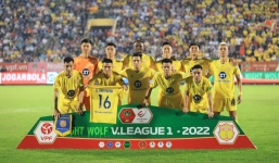 Để thua Hải Phòng, HLV Vũ Hồng Việt nói gì về trận 'chung kết ngược' với Sài Gòn FC?