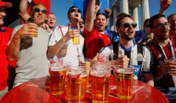 Khán giả đến Qatar xem World Cup 2022 sẽ phải 'khóc thét' vì điều này