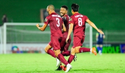 'Vua áo đen' tiếp tục gây tranh cãi ở trận Bình Định thắng Bình Dương