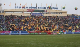 V-League 2023: Vì sao vé xem trận Nam Định gặp HAGL không 'sốt'?