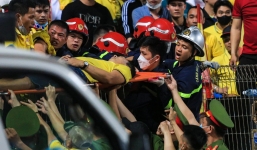 Vòng 7 V-League 2023: CĐV Nam Định phải nhập viện cấp cứu ở trận gặp CAHN