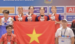 Màn ăn mừng đầy cảm xúc của 4 VĐV bóng rổ nữ 3x3 sau kỳ tích lịch sử tại SEA Games 32
