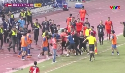 Video: Màn ẩu đả giữa U22 Thái Lan và U22 Indonesia tại chung kết SEA Games 32