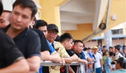 NÓNG: Vé khán đài A và B trận giao hữu giữa ĐT Việt Nam gặp ĐT Syria đã được bán hết