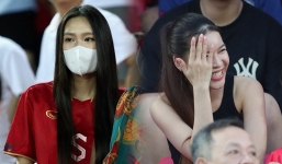 Dàn WAGs xinh đẹp đến sân cổ vũ ĐT Việt Nam: Hải My hụt hẫng, Yến Xuân ngại ngùng