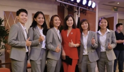 ĐT nữ Việt Nam rạng ngời trong tiệc xuất quân dự World Cup 2023