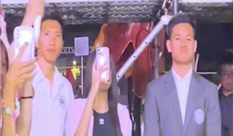 Cùng bạn gái xuất hiện tại đêm nhạc có 'chị đại K-Pop', cảm xúc Đoàn Văn Hậu gây chú ý