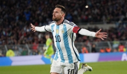 Video: Messi lập siêu phẩm giúp tuyển Argentina thắng trận ra quân Vòng loại World Cup 2026