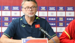 HLV tuyển Việt Nam nhắc đến Saudi Arabia và Nhật Bản, thừa nhận áp lực trước trận gặp Philippines