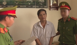 Thực nghiệm hiện trường vụ cô gái khuyết tật bị cưỡng hiếp: 'Ông chủ' thừa nhận tội trạng