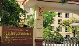 Gian lận thi cử Hòa Bình: Khiển trách 4 cán bộ có con được nâng điểm