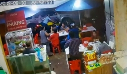 Xã đội trưởng đập vỡ kính xe của Bộ Công an bị khởi tố