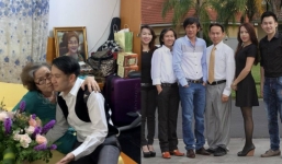 Em trai cãi lời Hoài Linh, mua quà ‘khủng’ tặng mẹ ngày 20/10