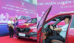 Bộ sưu tập ô tô bạc tỷ thầy Park được tặng sau thành công với ĐT Việt Nam