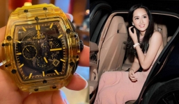 Mai Phương Thúy khẳng định đẳng cấp đại gia, tậu đồng hồ 1,7 tỷ mừng Giáng sinh