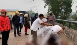 Người mẹ chở con nhỏ bị chém nhiều nhát liên tiếp khi đang đi trên cầu