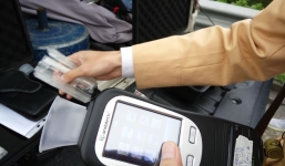 CSGT quyết định tạm dừng dùng phễu thổi khi đo nồng độ cồn giữa dịch corona