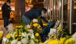 Cảnh sát qua đời ở tuổi 49 vì kiệt sức sau nhiều ngày làm việc chống virus corona