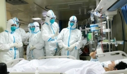 Giáo sư nổi tiếng thế giới tiết lộ 3 yếu tố giúp virus corona ‘tự diệt’