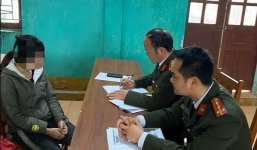 Cô gái tung tin ‘Trung Quốc cho máy bay thả corona xuống’ bị xử phạt