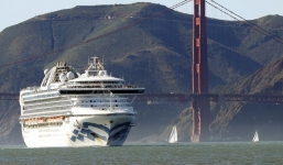 Phát hiện thêm du thuyền chở 3500 người có nguy cơ thành ‘ổ dịch’ Covid-19