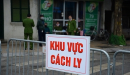 Huế cách ly 12 du khách đi cùng chuyến bay với ca nhiễm Covid-19 ở Hà Nội