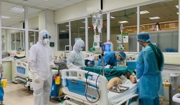 Bộ Y tế yêu cầu hỗ trợ khẩn cấp để điều trị ca Covid-19 diễn biến nặng