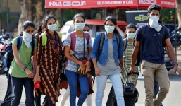 Chuyên gia y tế dự đoán: 800 triệu người Ấn Độ có thể nhiễm Covid-19