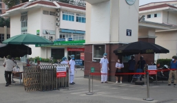 Hà Nội tiến hành xét nghiệm Covid-19 ngoài cộng đồng: 10 phút sẽ có kết quả