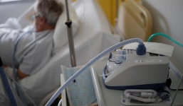 Việt Nam được tài trợ thêm 2000 máy thở để điều trị Covid-19