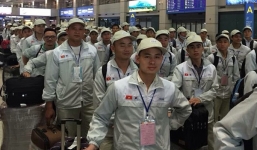 Việt Nam tạm dừng xuất cảnh cho người lao động đến hết tháng 4
