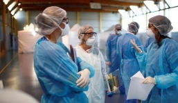 Nghiên cứu mới chỉ ra virus corona có thể tồn tại 1 tuần trên khẩu trang