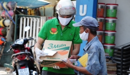 TP.HCM hỗ trợ 1 triệu đồng cho hộ nghèo, cận nghèo vì dịch Covid-19