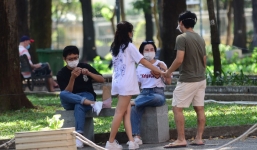 TP.HCM tiếp tục có chỉ đạo khẩn thực hiện cách ly xã hội phòng Covid-19