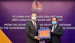 Việt Nam trao tặng y tế, giúp đỡ Mỹ và Nhật Bản chống dịch Covid-19