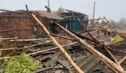 Giông lốc, mưa đá tại các tỉnh miền múi khiến 9 người chết, thiệt hại 461 tỉ đồng