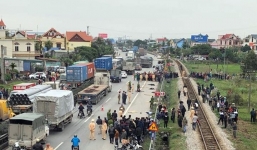 33 vụ tai nạn giao thông khiến 23 người thiệt mạng trong ngày 1/5