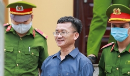 Gian lận thi cử Hòa Bình: Chủ mưu bị đề nghị mức án 7-8 năm tù