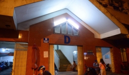 Toàn bộ người dân 1 tầng của chung cư ở TP.HCM phải xét nghiệm COVID-19