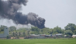 Cháy lớn tại sân bay quân sự Ninh Thuận, cột khói đen bốc cao hàng trăm mét
