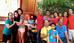 Cuộc sống giản dị không ai ngờ của bố mẹ ruột Tăng Thanh Hà ở quê