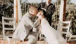 Chuyện tình cổ tích của chàng trai không tay không chân và bạn trai soái ca