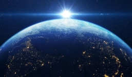 Mặt trời 'già yếu', Trái đất ngày càng rời xa 'hành tinh mẹ'