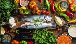 Lý do chế độ ăn Địa Trung Hải đoạt 'vương miện' tốt nhất thế giới 5 năm liên tiếp