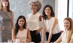 Người thực dụng đứng top 7 kiểu phụ nữ dễ giàu nứt đố đổ vách