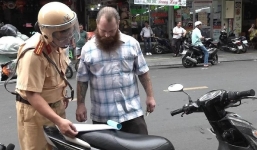 Loại giấy phép lái xe quốc tế nào có giá trị tại Việt Nam?