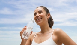 Chuyên gia bóc trần 7 lầm tưởng về sức khỏe mà nhiều người tin sái cổ