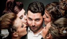 Top 3 con giáp nam khi nghèo rất tử tế, có tiền vào dễ đổ đốn, phản bội vợ con