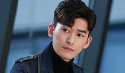 Trương Hàn vác 'bé mỡ' đi chạy bộ, Cnet mỉa mai 'ai cứu đôi mắt tôi với!'