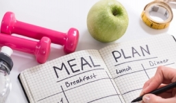 Hiểm họa khôn lường khi ăn kiêng lúc không cần giảm cân